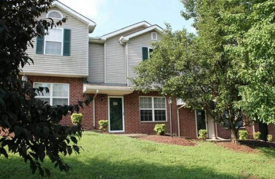 128 Waterview Dr Property Photo 1