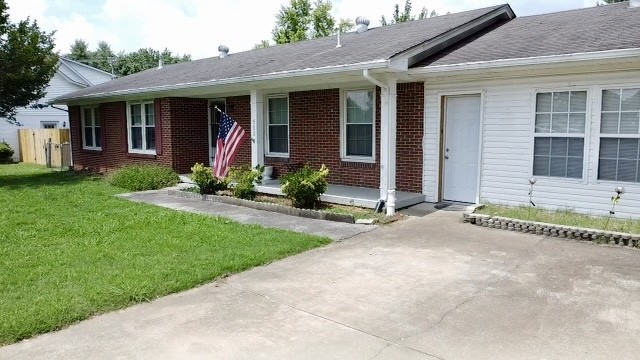 502 8th St Property Photo 1