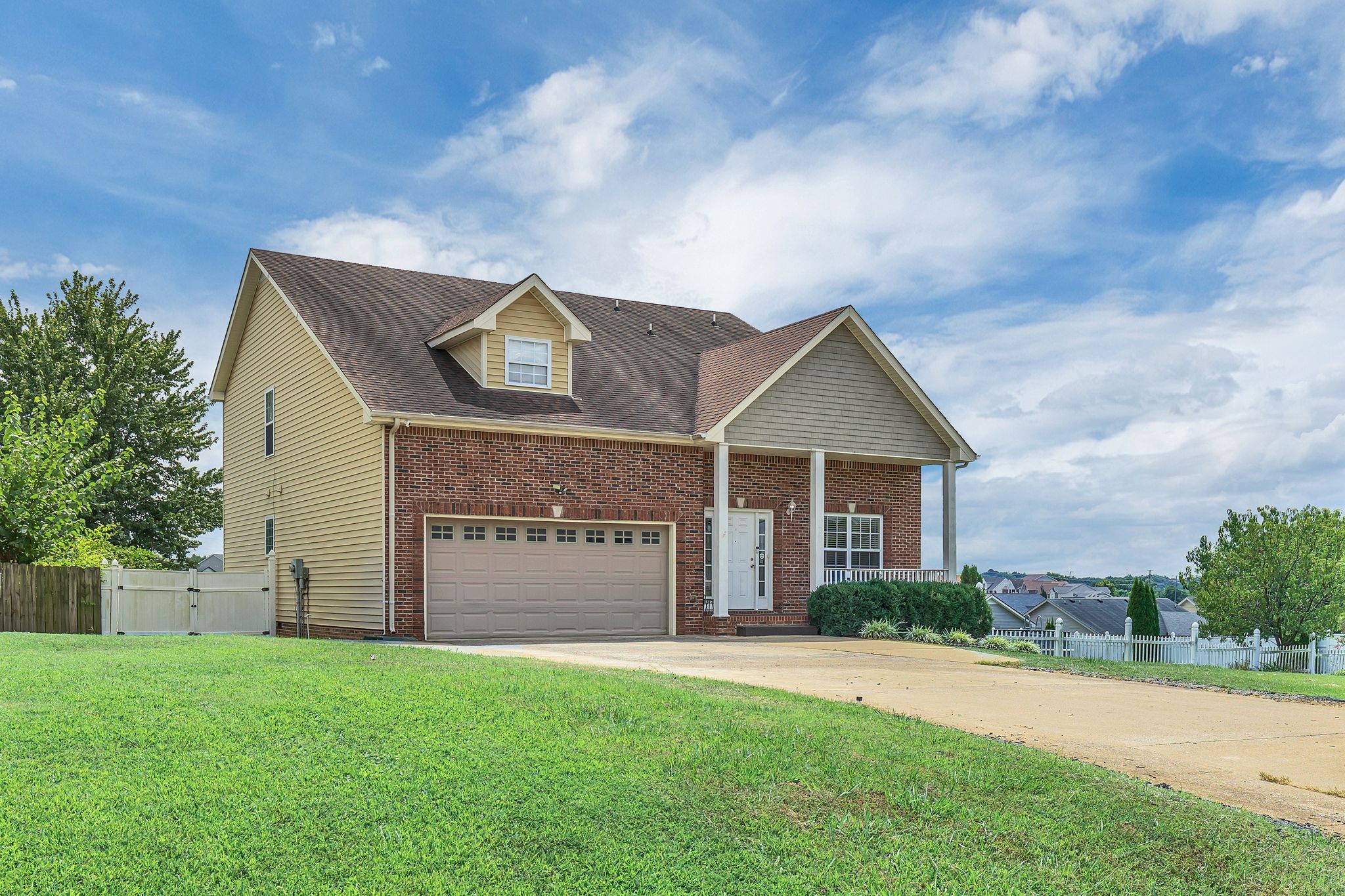 2222 Allen Griffey Rd Property Photo 1