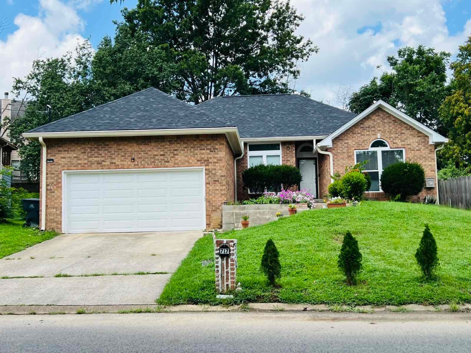 717 Rocky Mountain Ct Property Photo 1