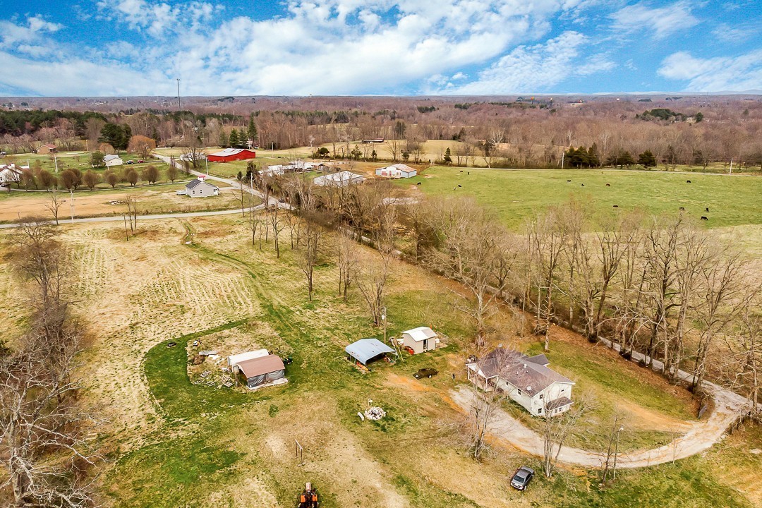 2585 Pow Rd Property Photo 1