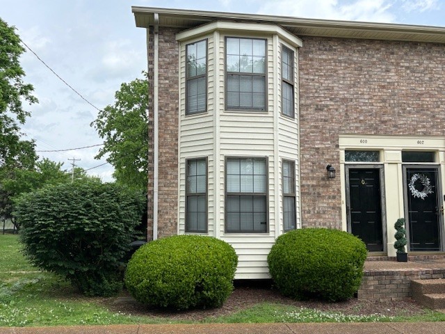 600 Independence Ct Property Photo 1