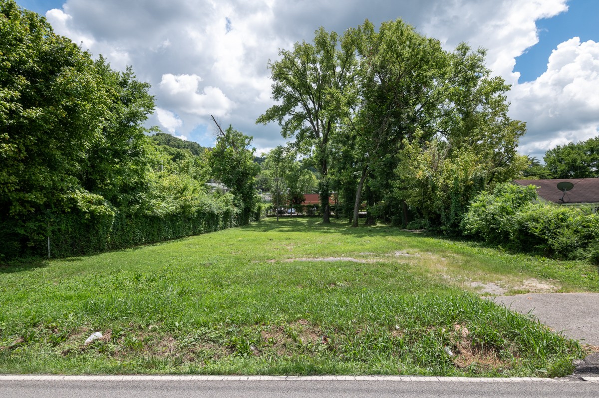 1763 W Main St Property Photo 1