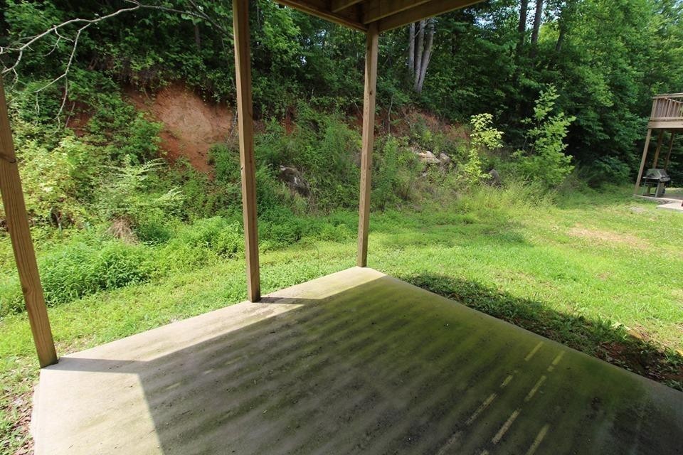 704 Donelson Parkway Property Photo 8