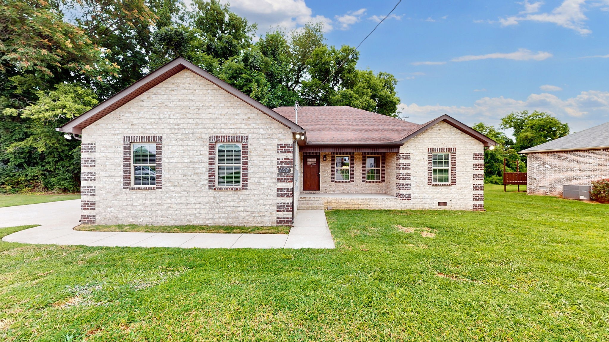 108 Virginia Ct Property Photo 1