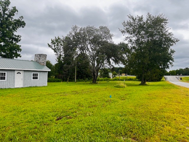 58 Campbell Ln Property Photo 4