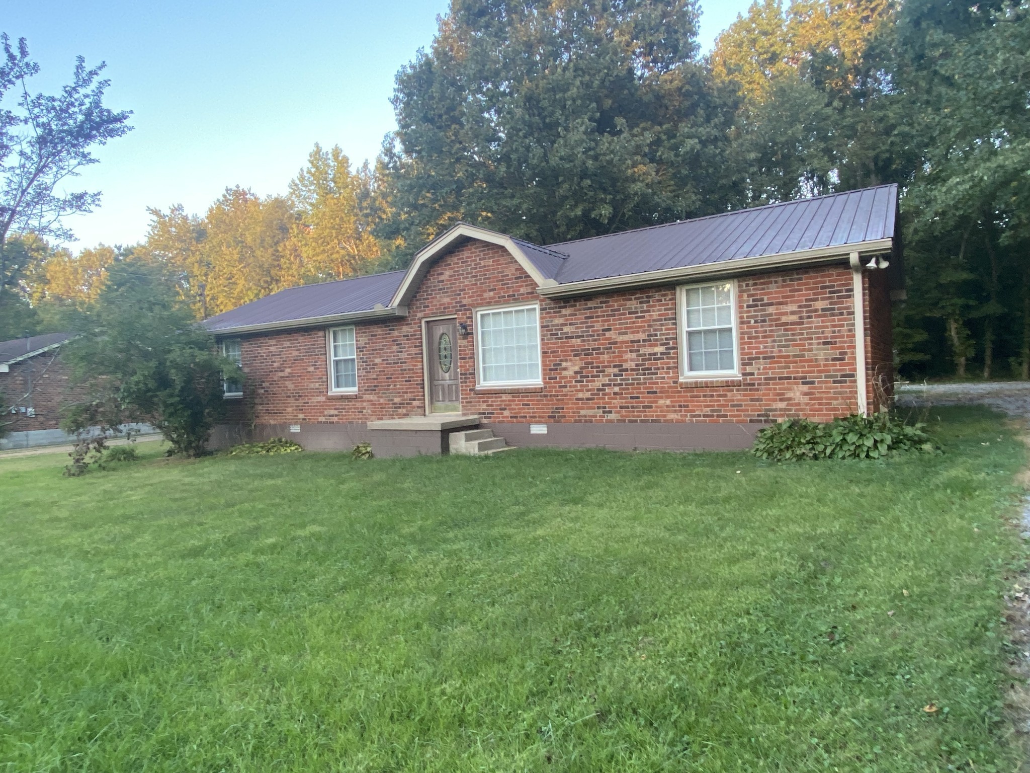1006 Interstate Park Cir Property Photo 1