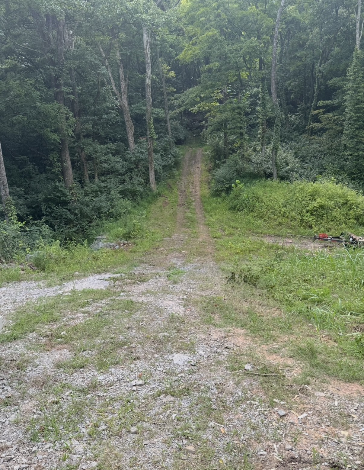 1 Hitt Lane Property Photo 5