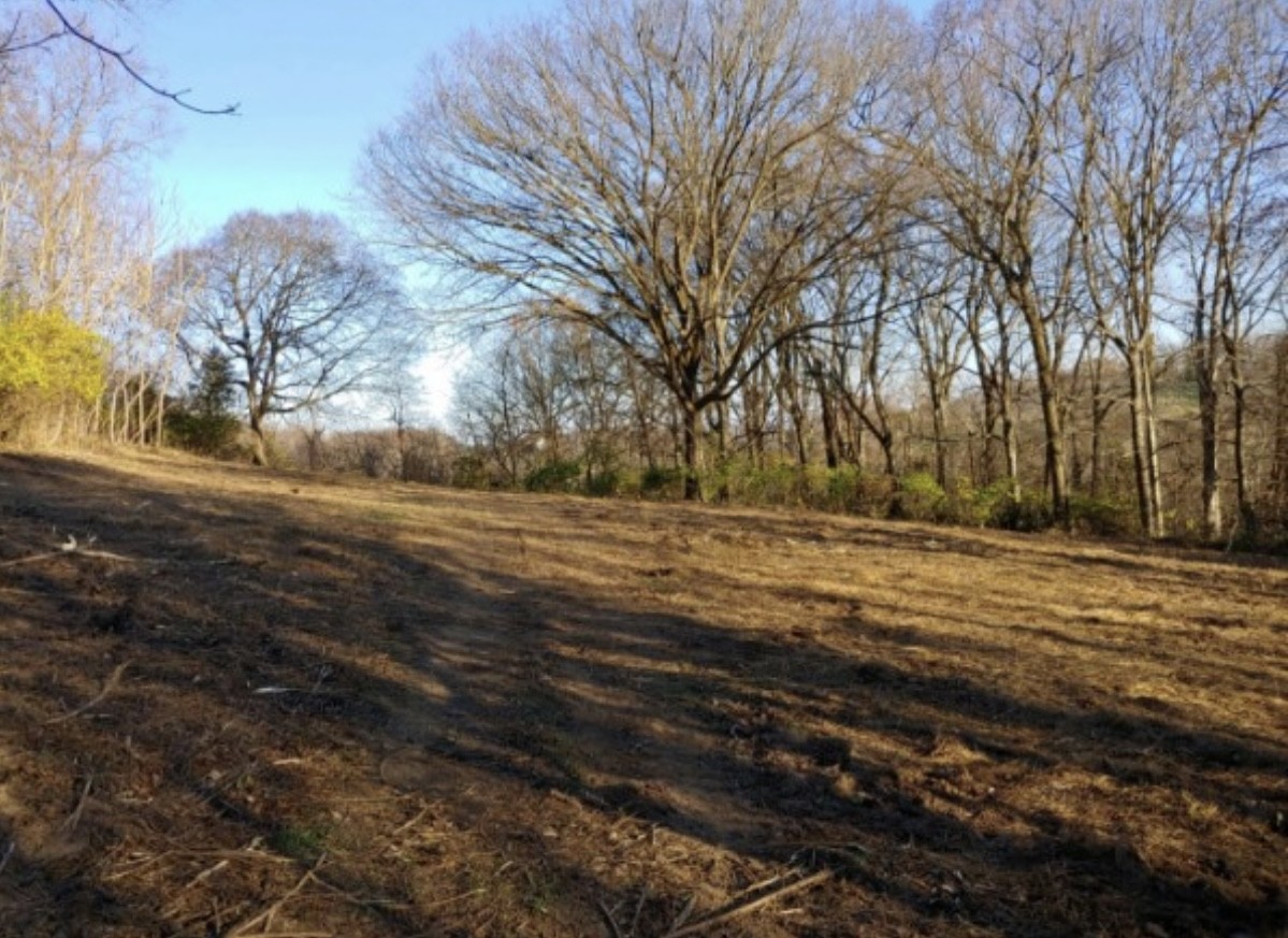 1 Hitt Lane Property Photo 14