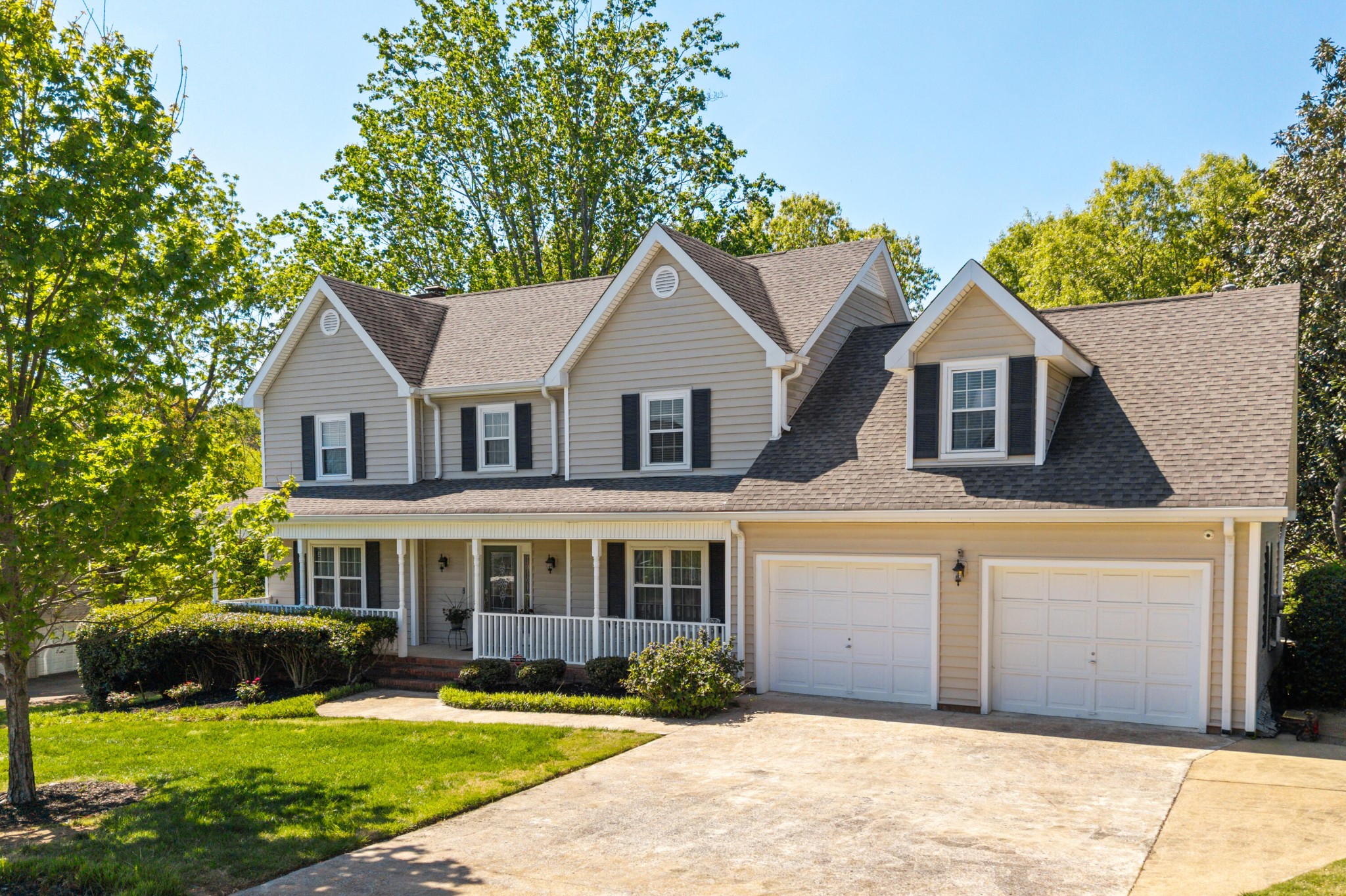 2227 Bay Pointe Drive