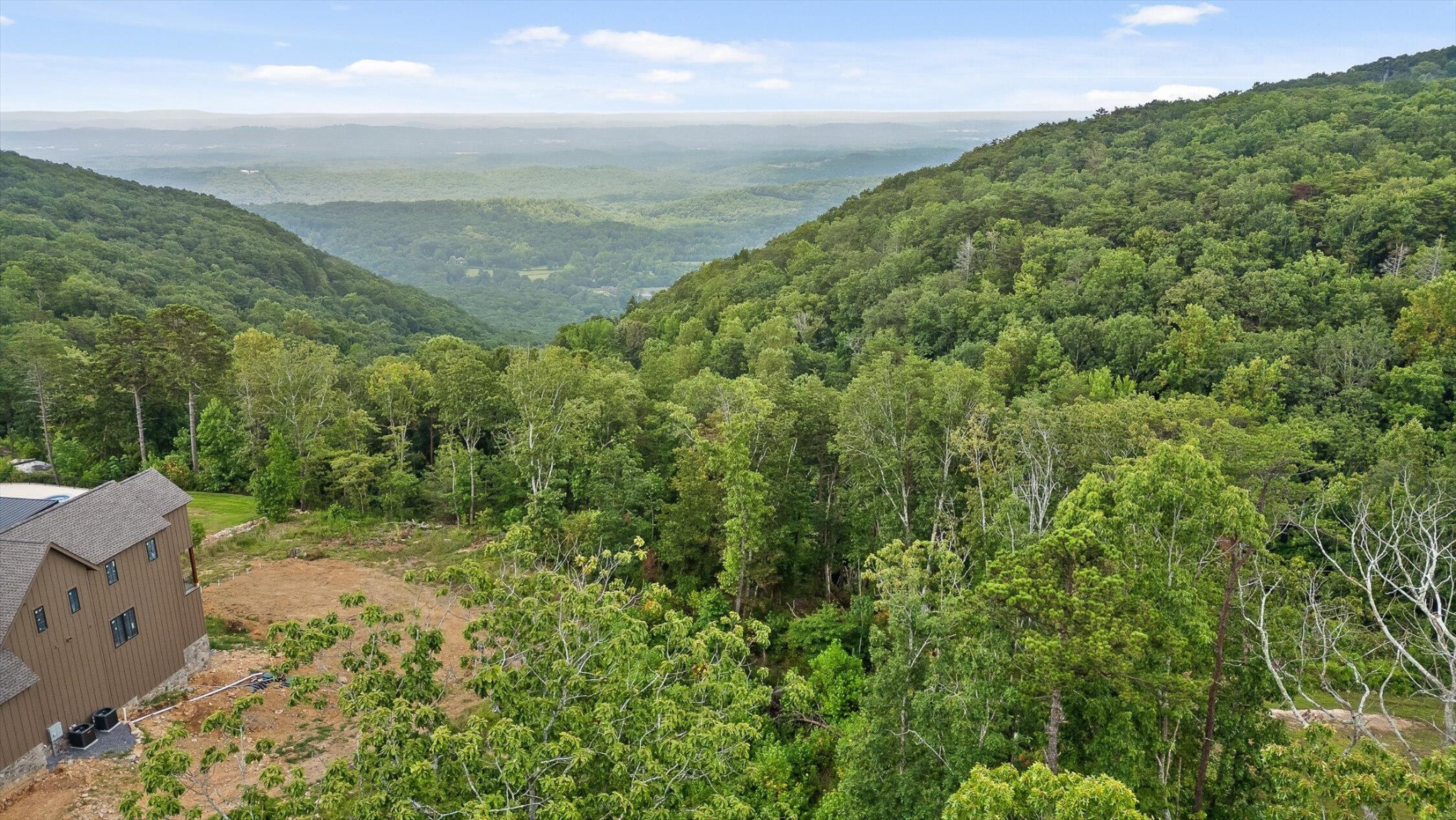 7980 Mountain Laurel Trail Property Photo 1