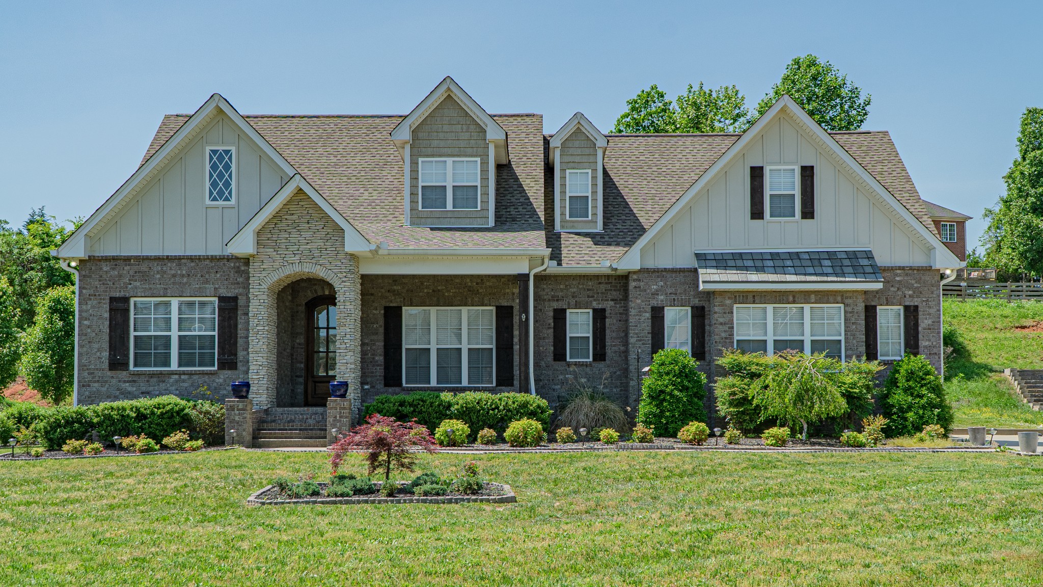4074 Oak Pointe Dr Property Photo 1