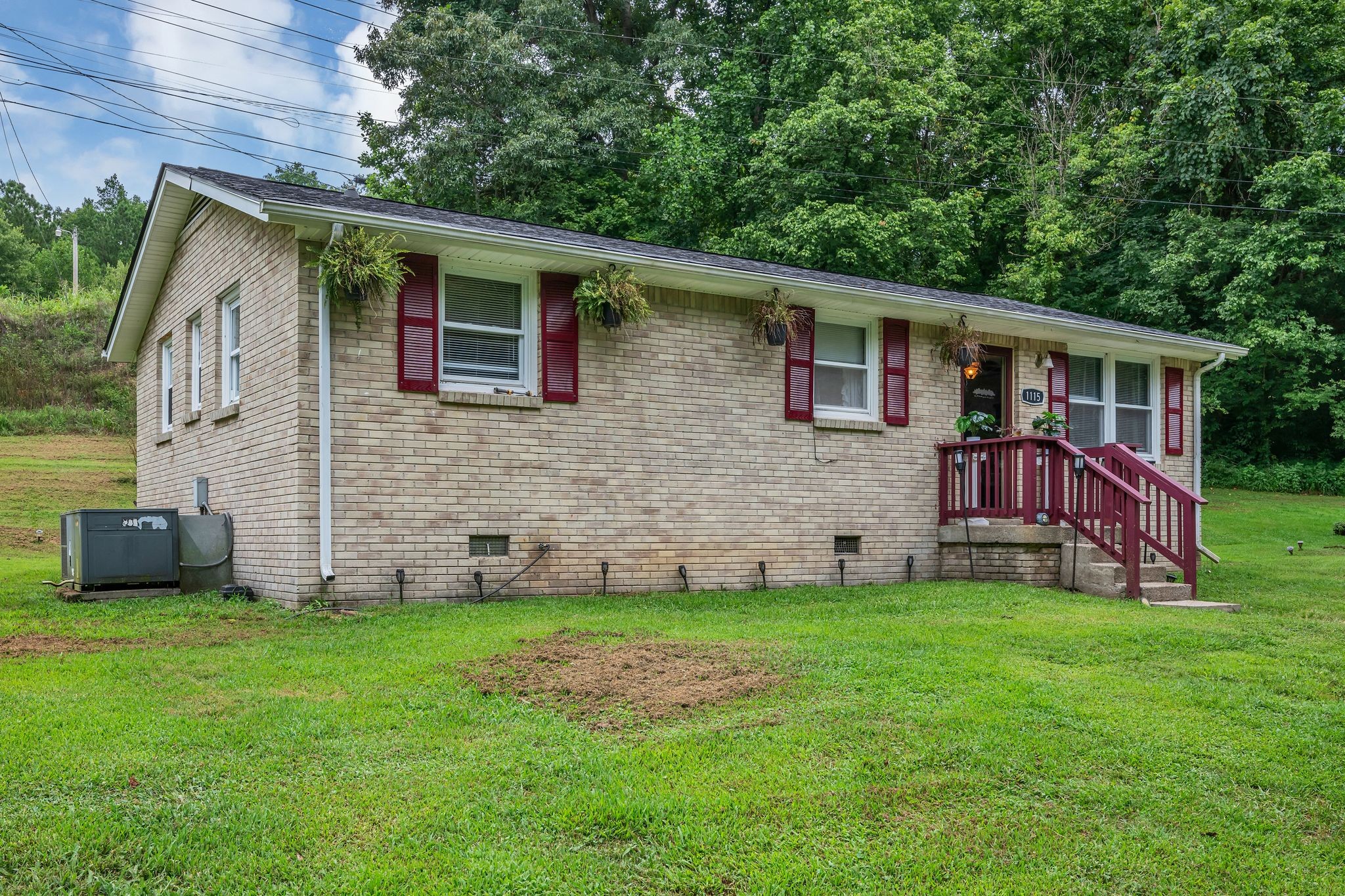 1115 N Hwy 48 Property Photo 1