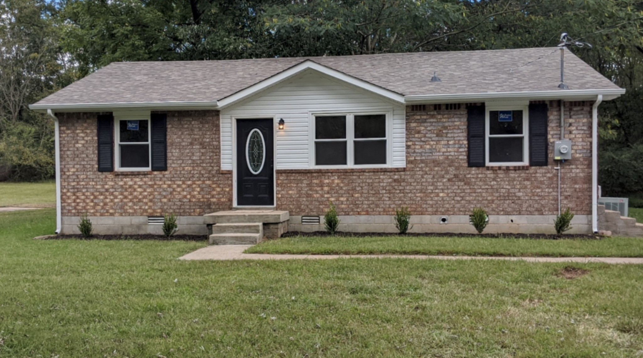 1040 Britton Springs Rd Property Photo 1