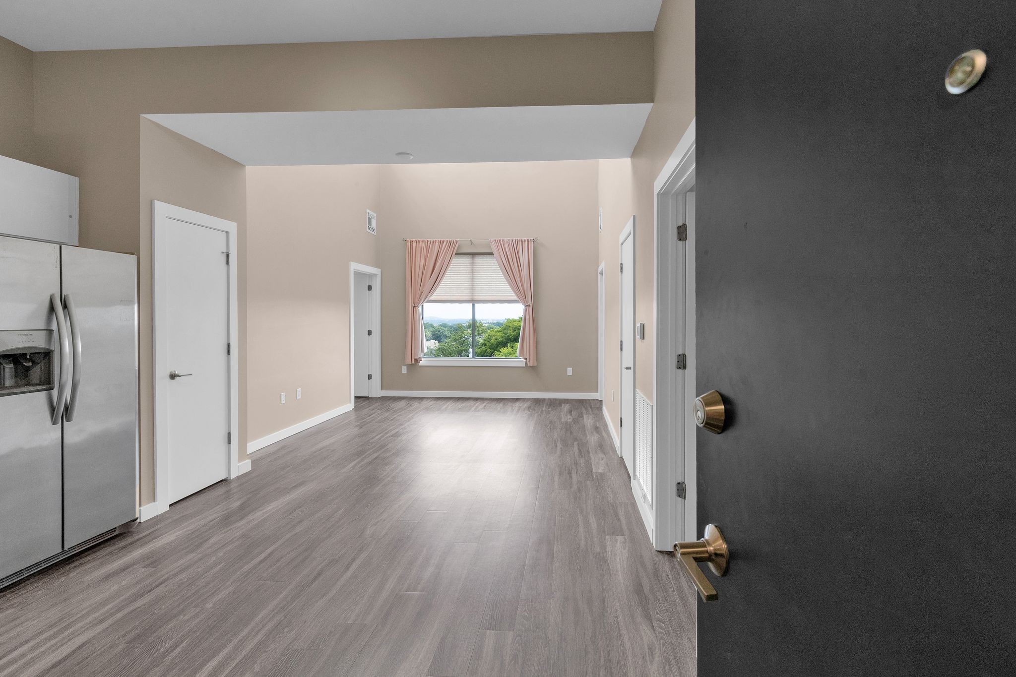 1900 12th Ave, S Property Photo 3