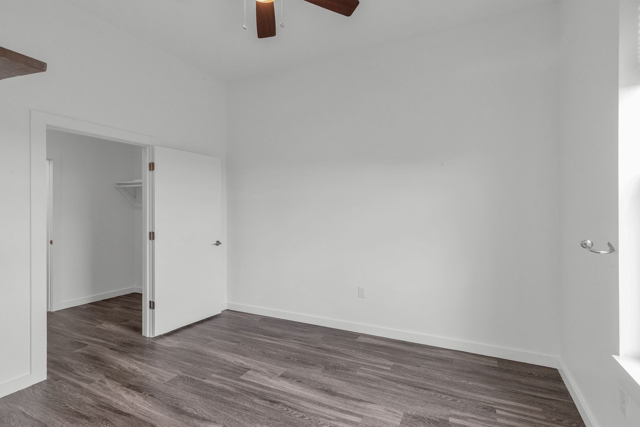 1900 12th Ave, S Property Photo 12