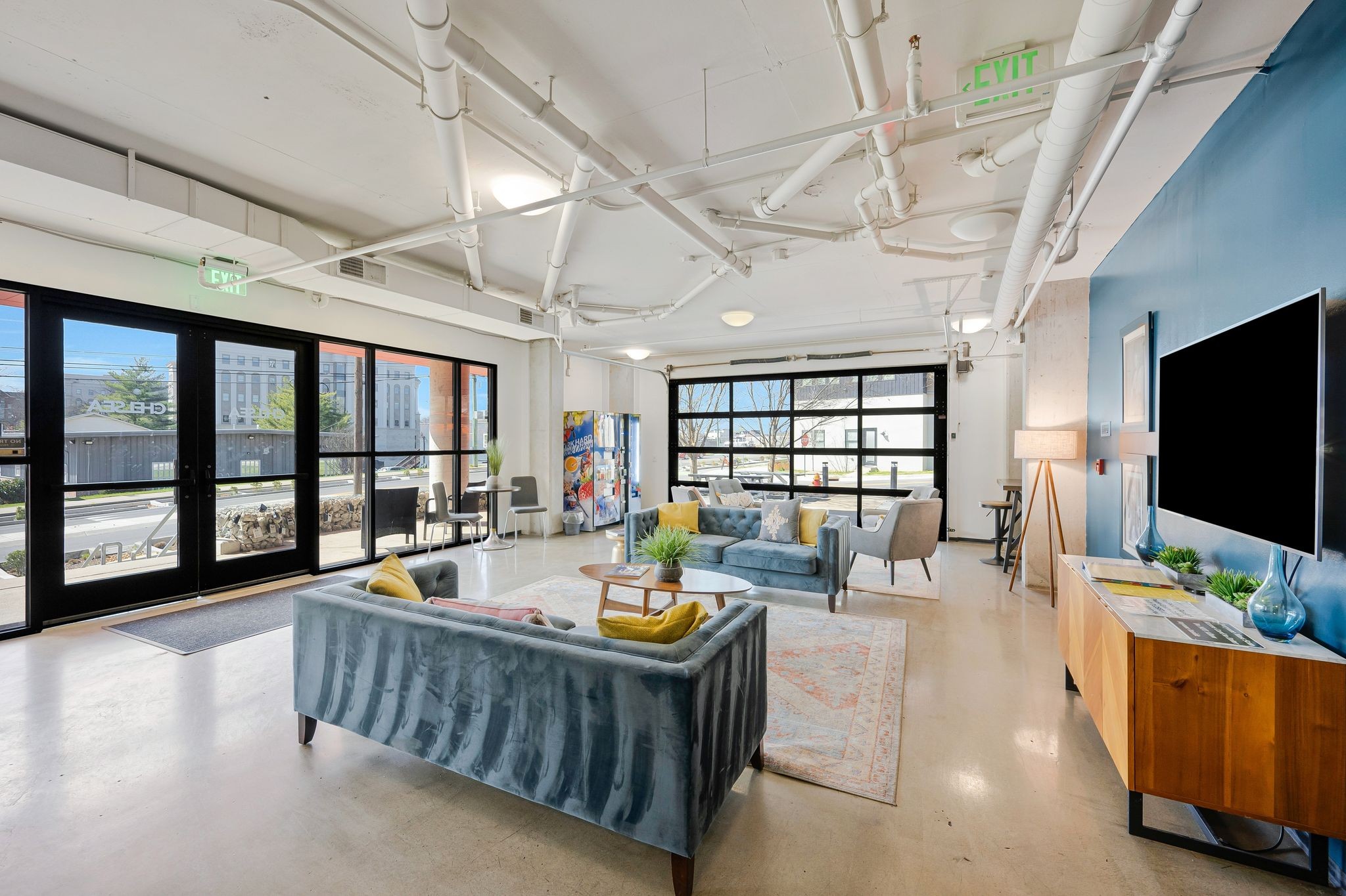 1900 12th Ave, S Property Photo 30