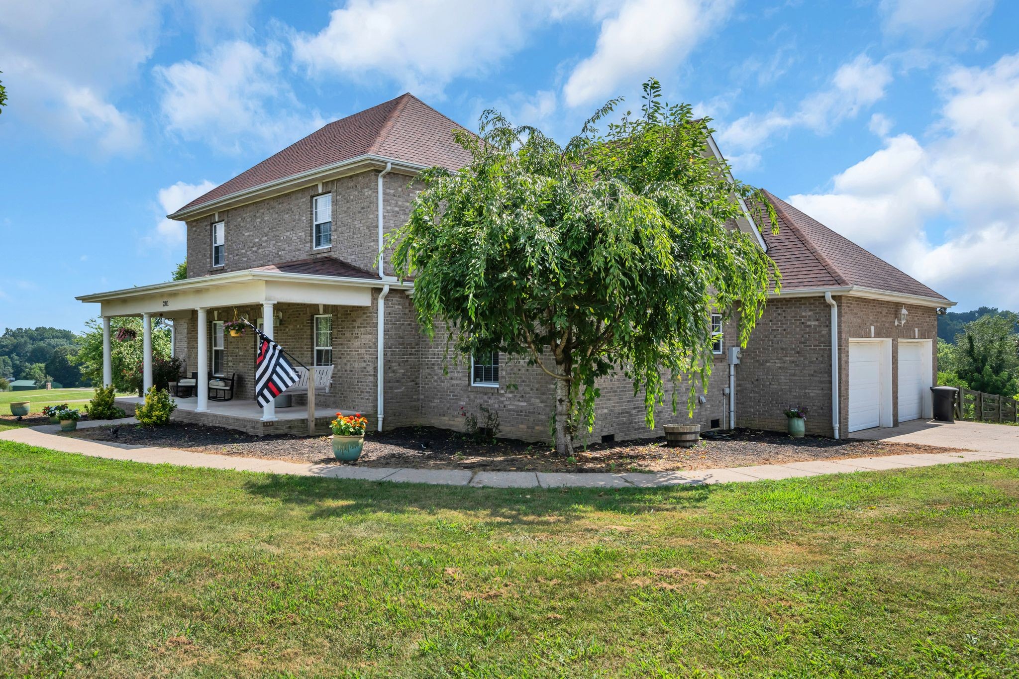 201 Tamyra Ct Property Photo 1