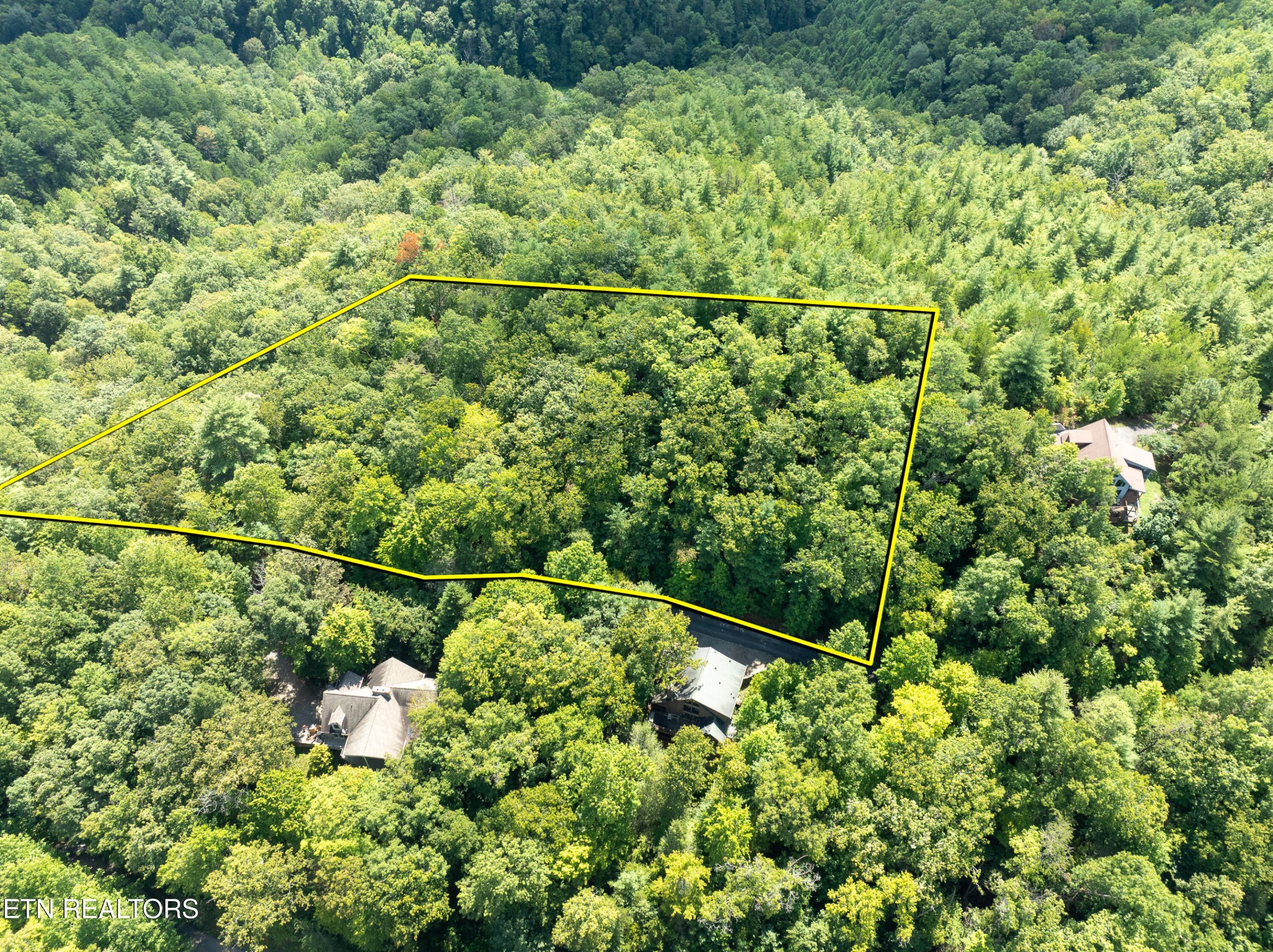 864 Stonegate Way Property Photo 1
