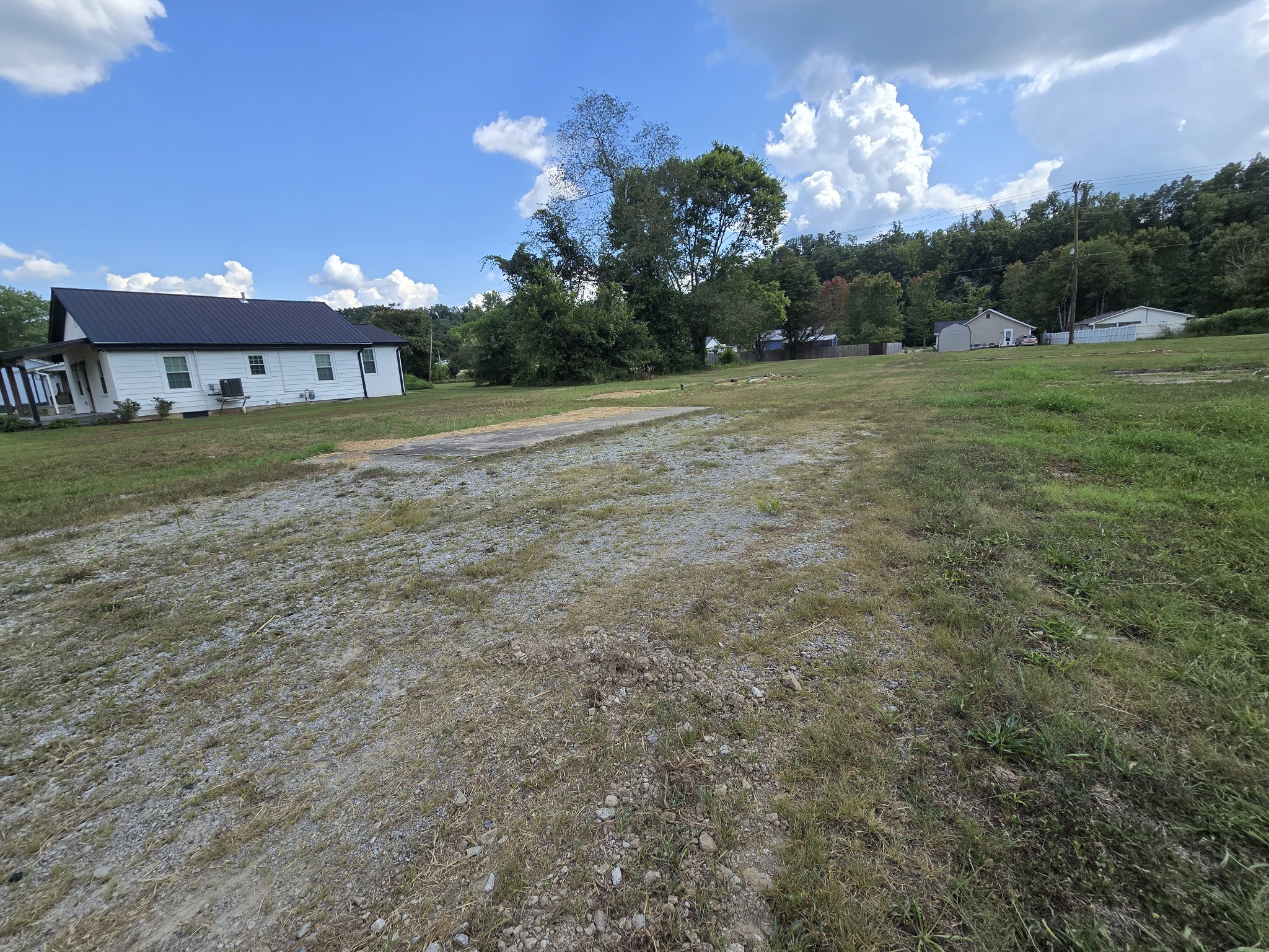 126 Fairground Dr Property Photo 5