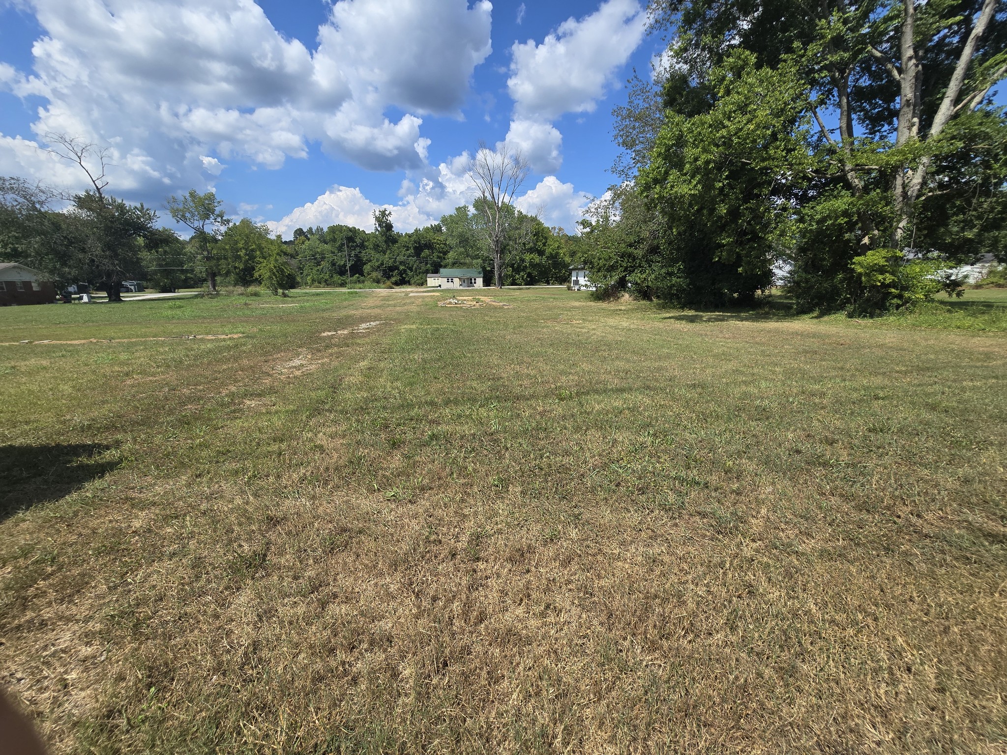 126 Fairground Dr Property Photo 6