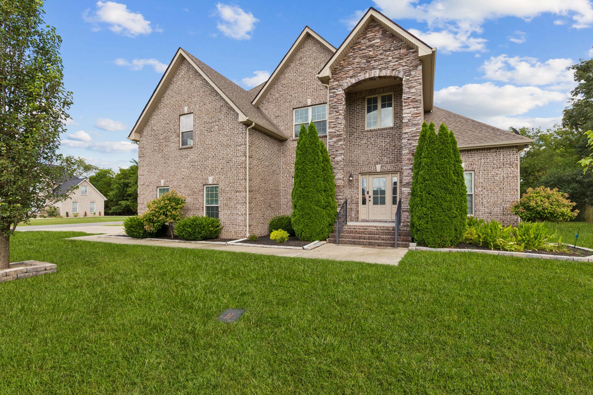 4424 Thoroughbred Ln Property Photo 1