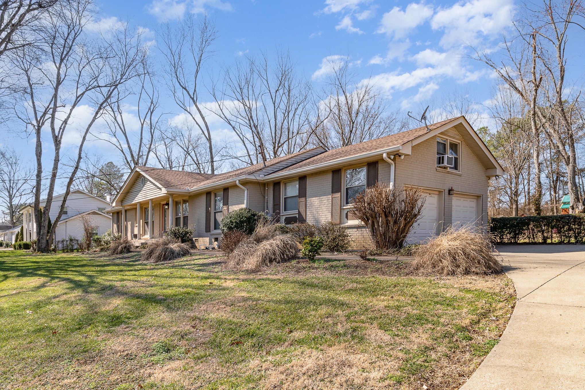 1405 Lipscomb Dr Property Photo 1