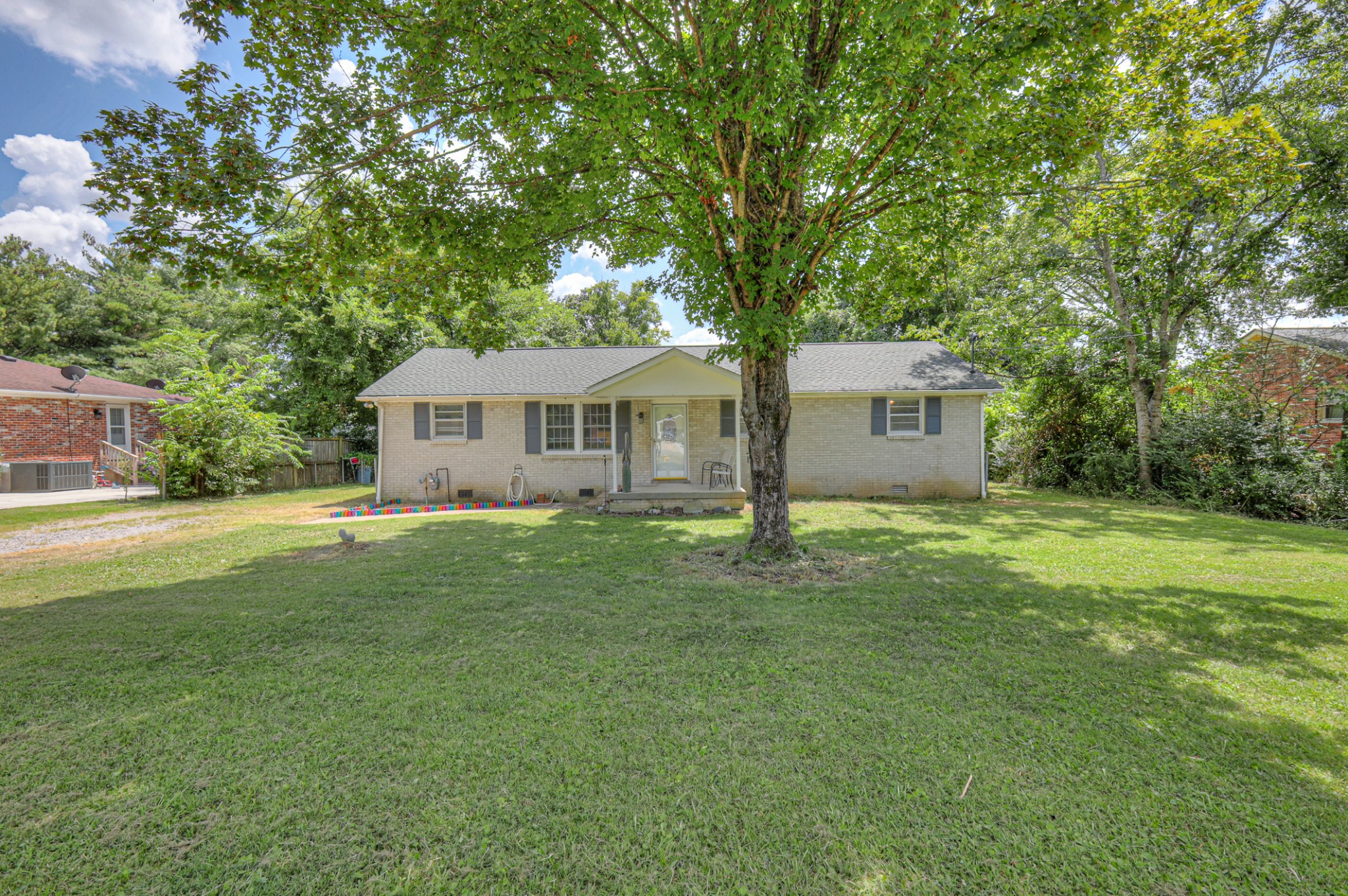 140 Parrish St Property Photo 1