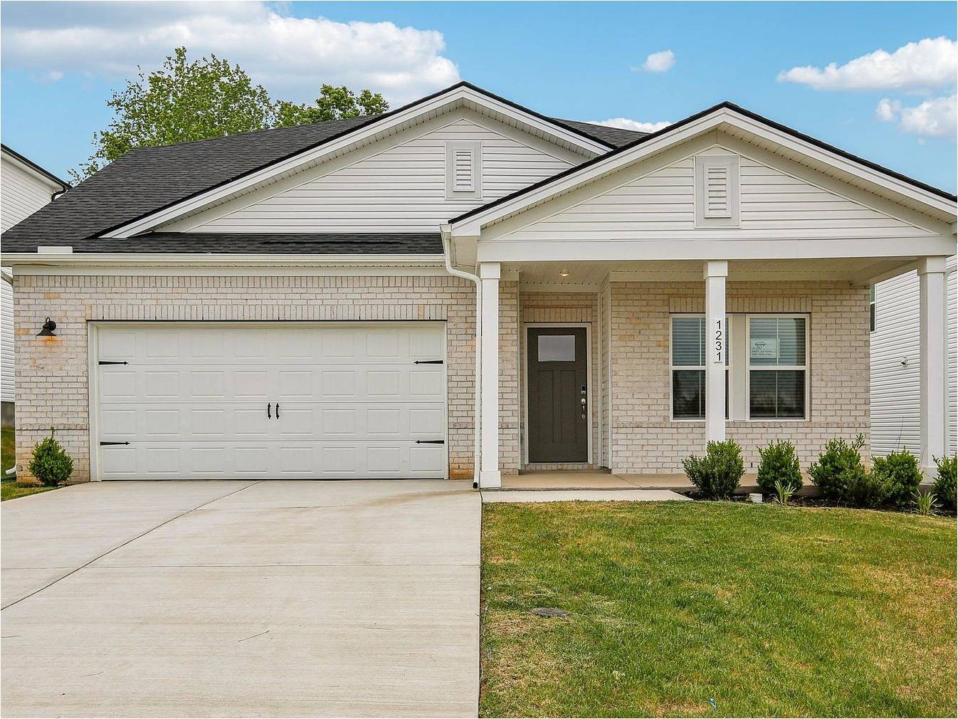 1231 Bluffton Cir Property Photo 1