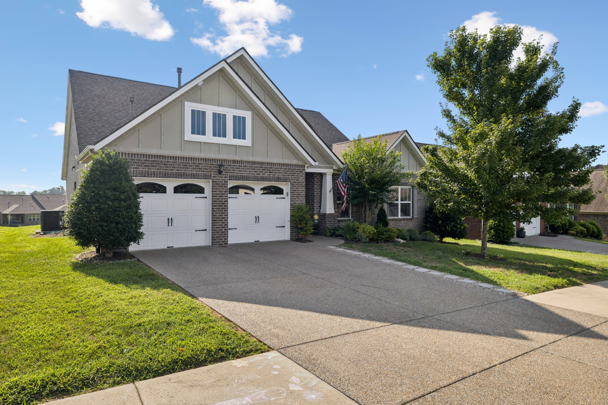 1022 Waterstone Dr Property Photo 1