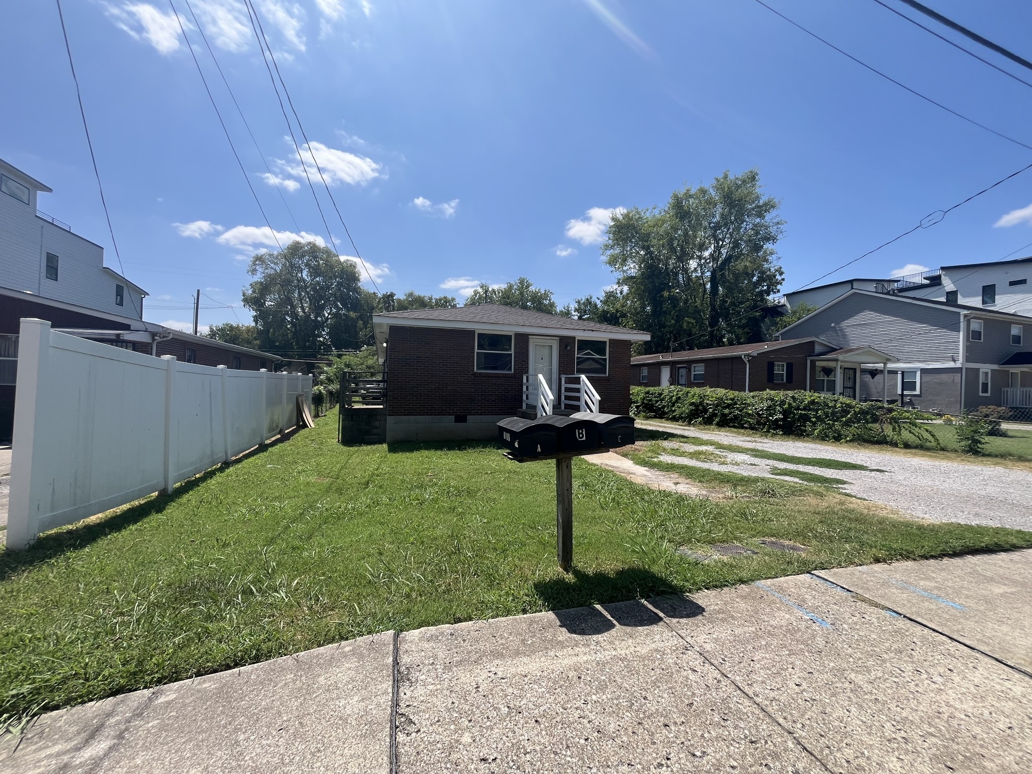 1911 Herman St Property Photo 1