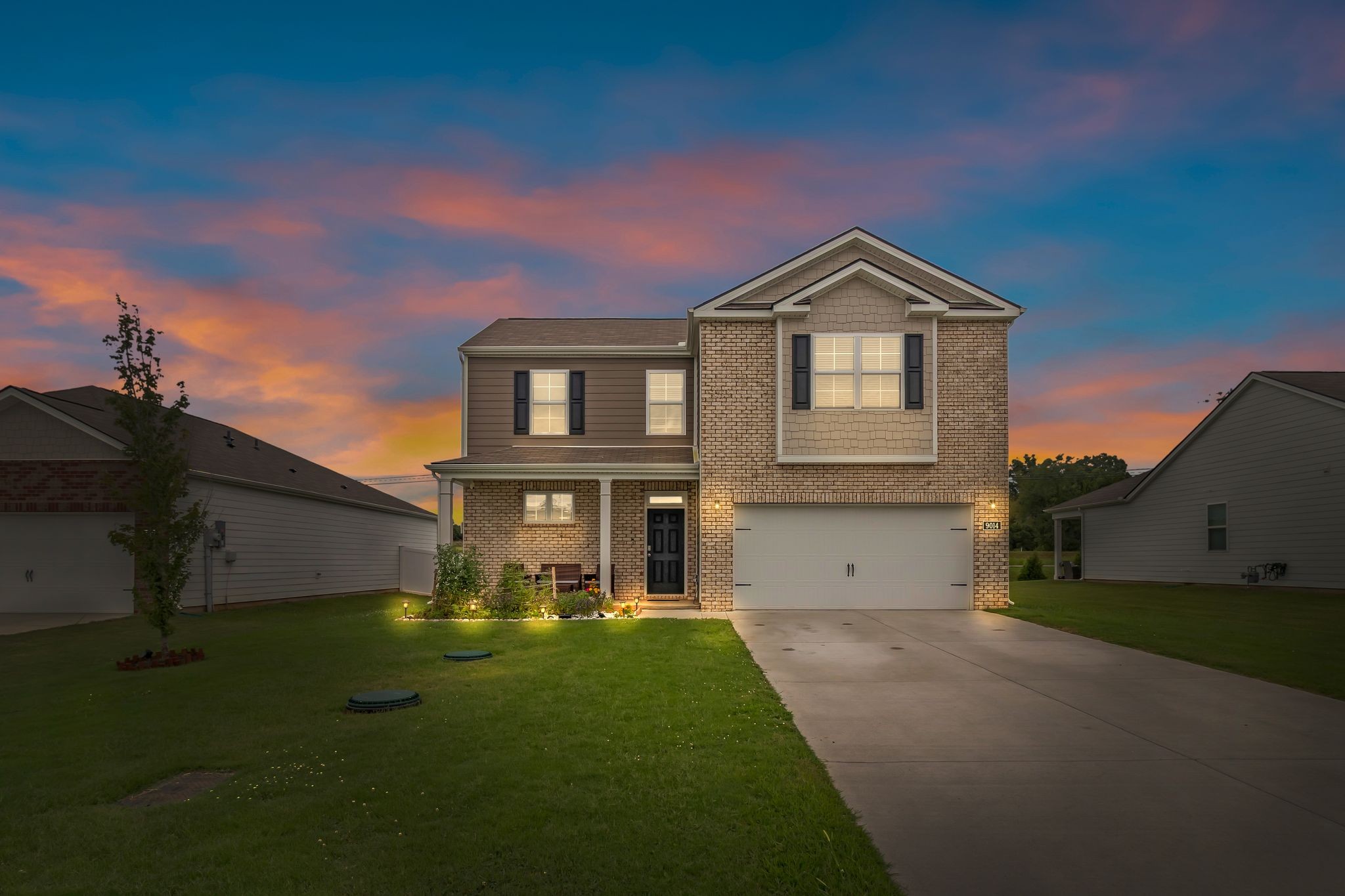 9014 Lusitano Ln Property Photo 1