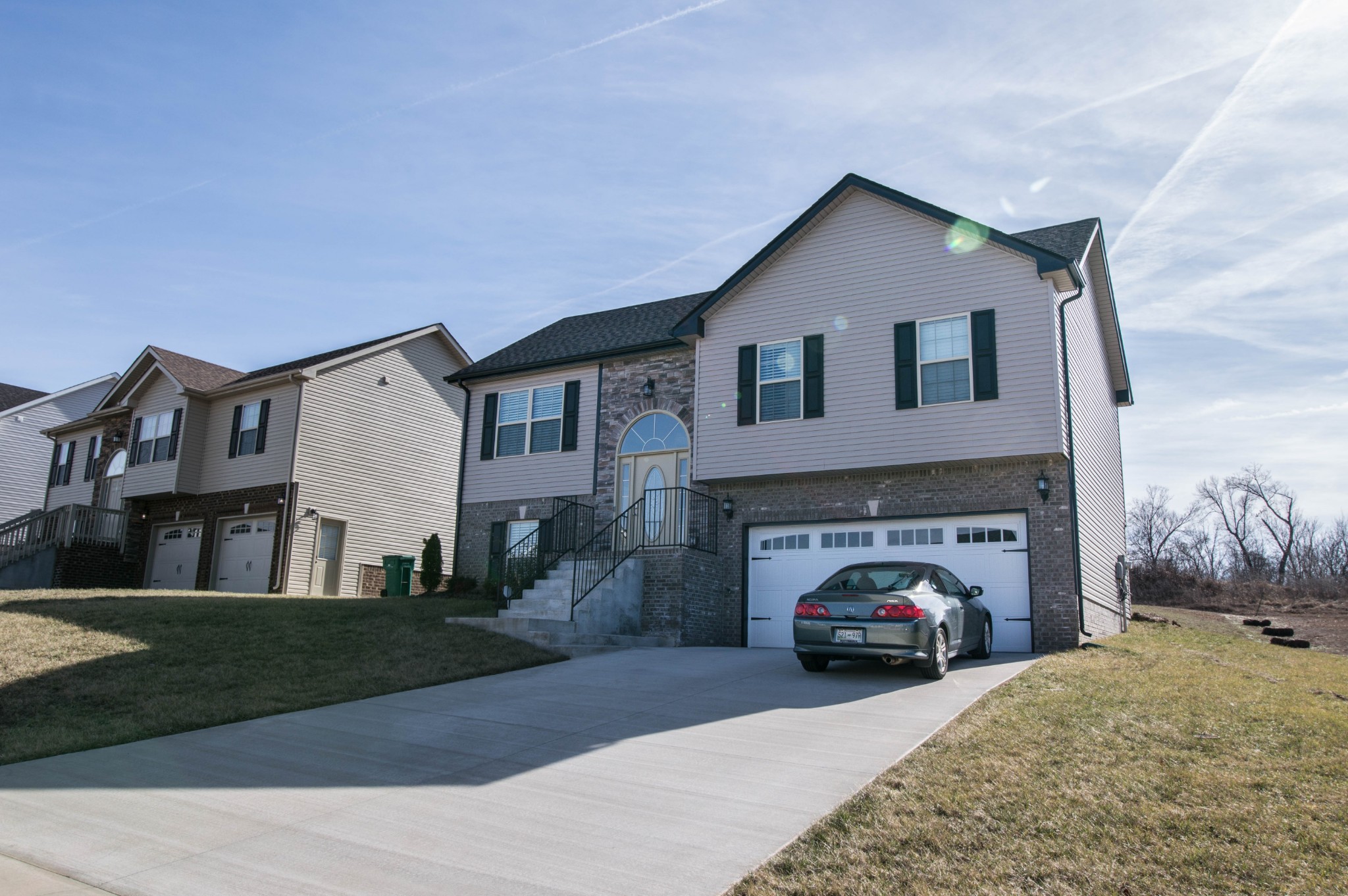 1842 Macarther Way Property Photo 1