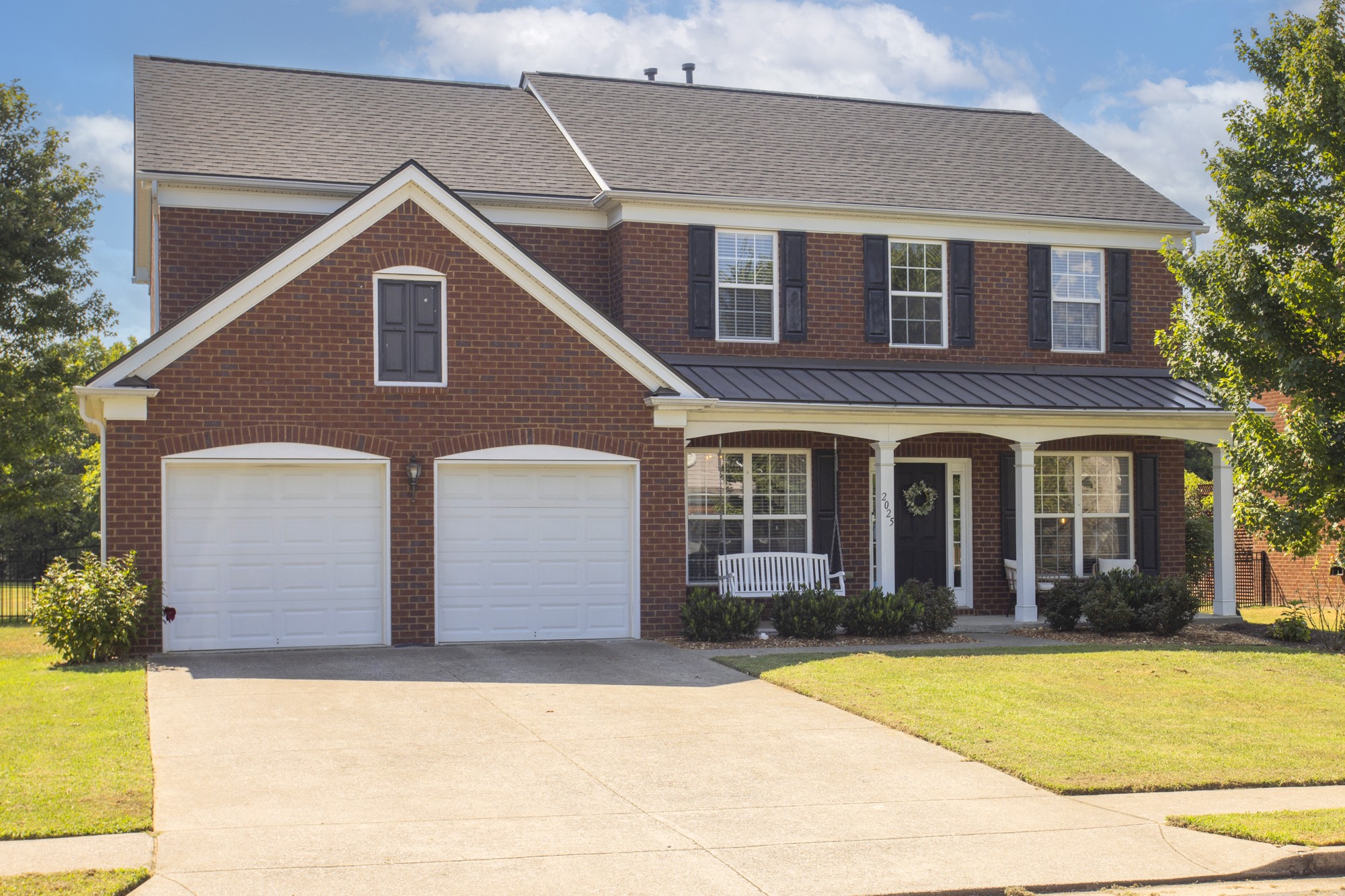 2025 Universe Ct Property Photo 1