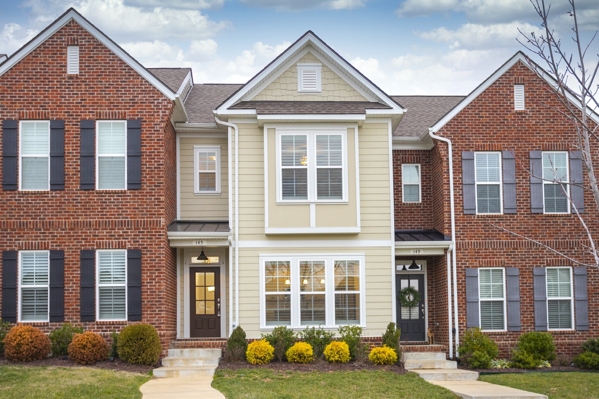 145 Mary Ann Cir Property Photo 1