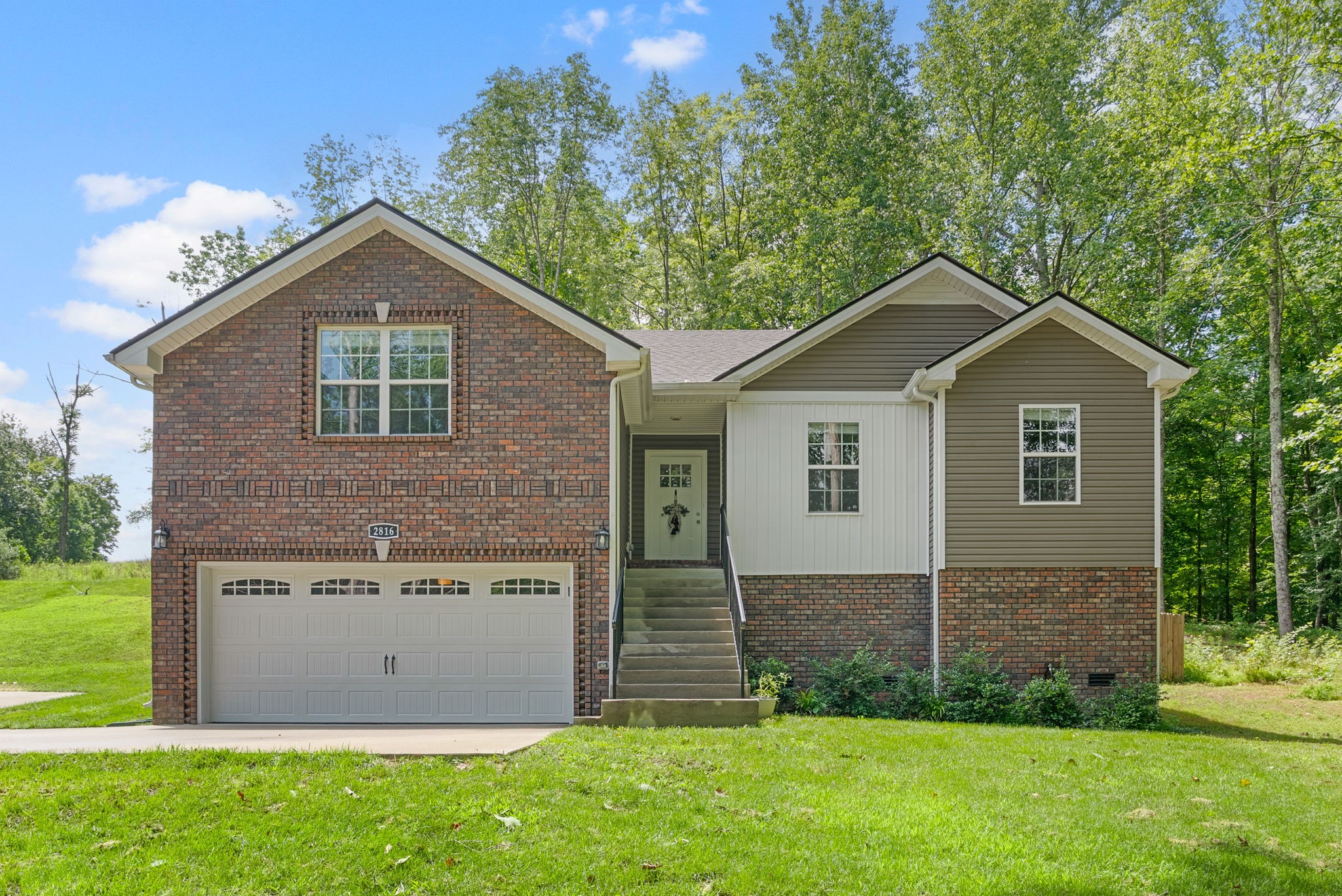 2816 E Old Ashland City Rd