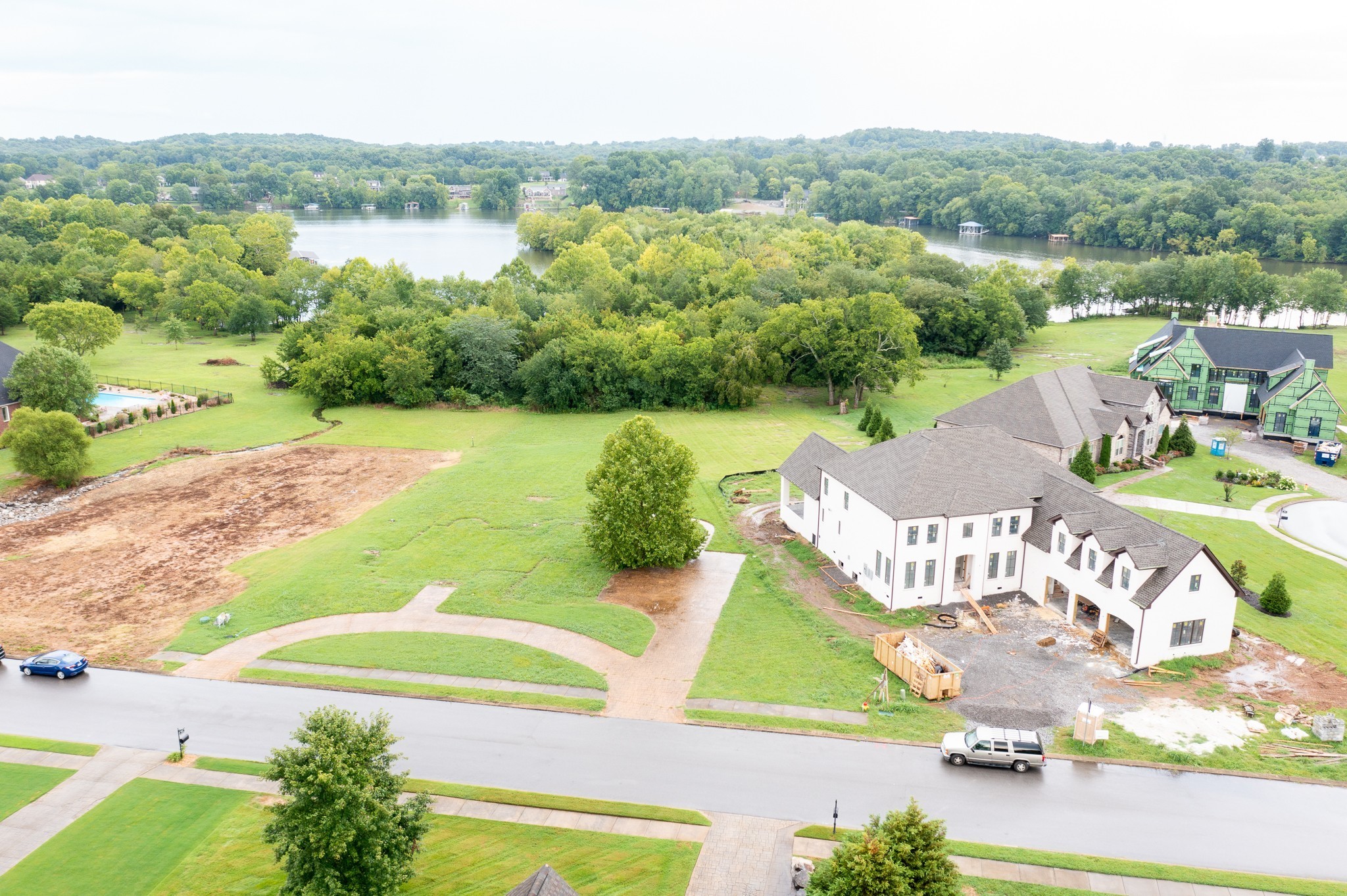 302 Stonebrook Pt Property Photo 1