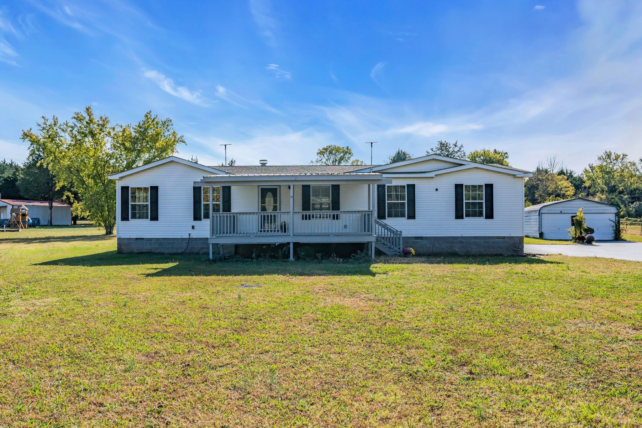 9914 Debra Dr Property Photo 1