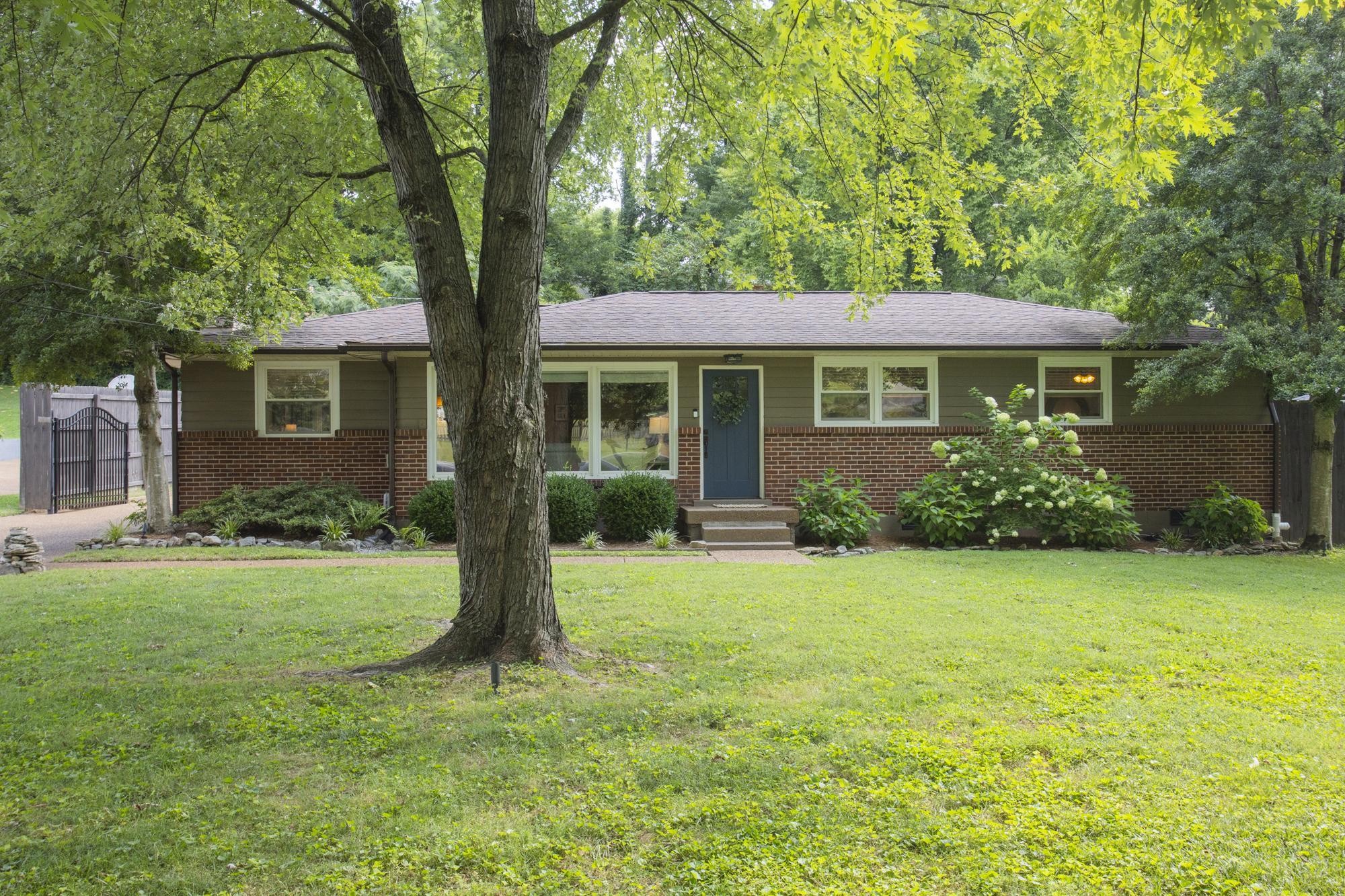 4932 Briarwood Dr Property Photo 1