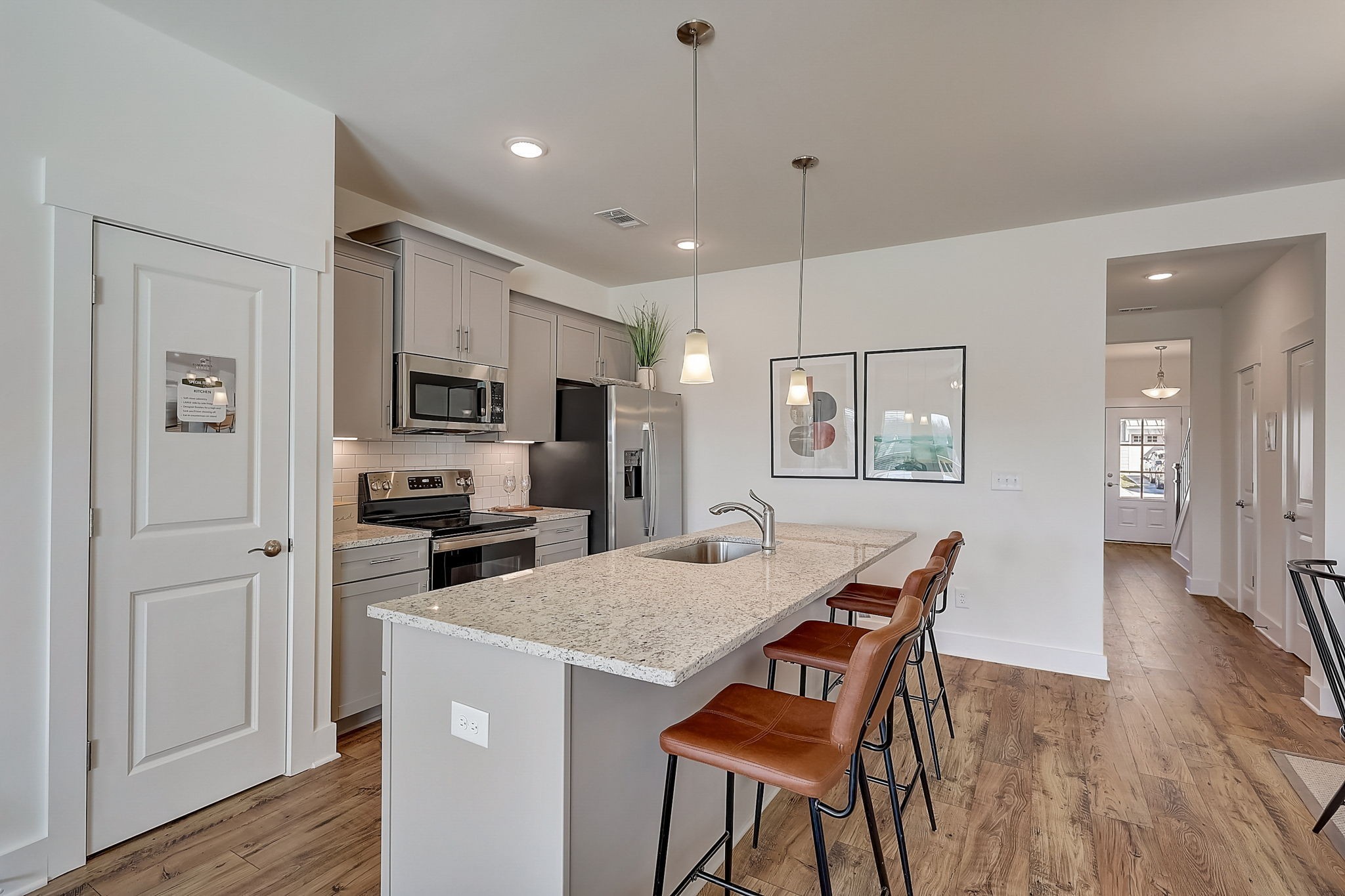 2055 Bloomsbury Drive Property Photo 1
