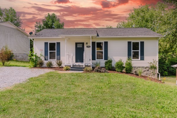 2726 Old Matthews Rd Property Photo 1