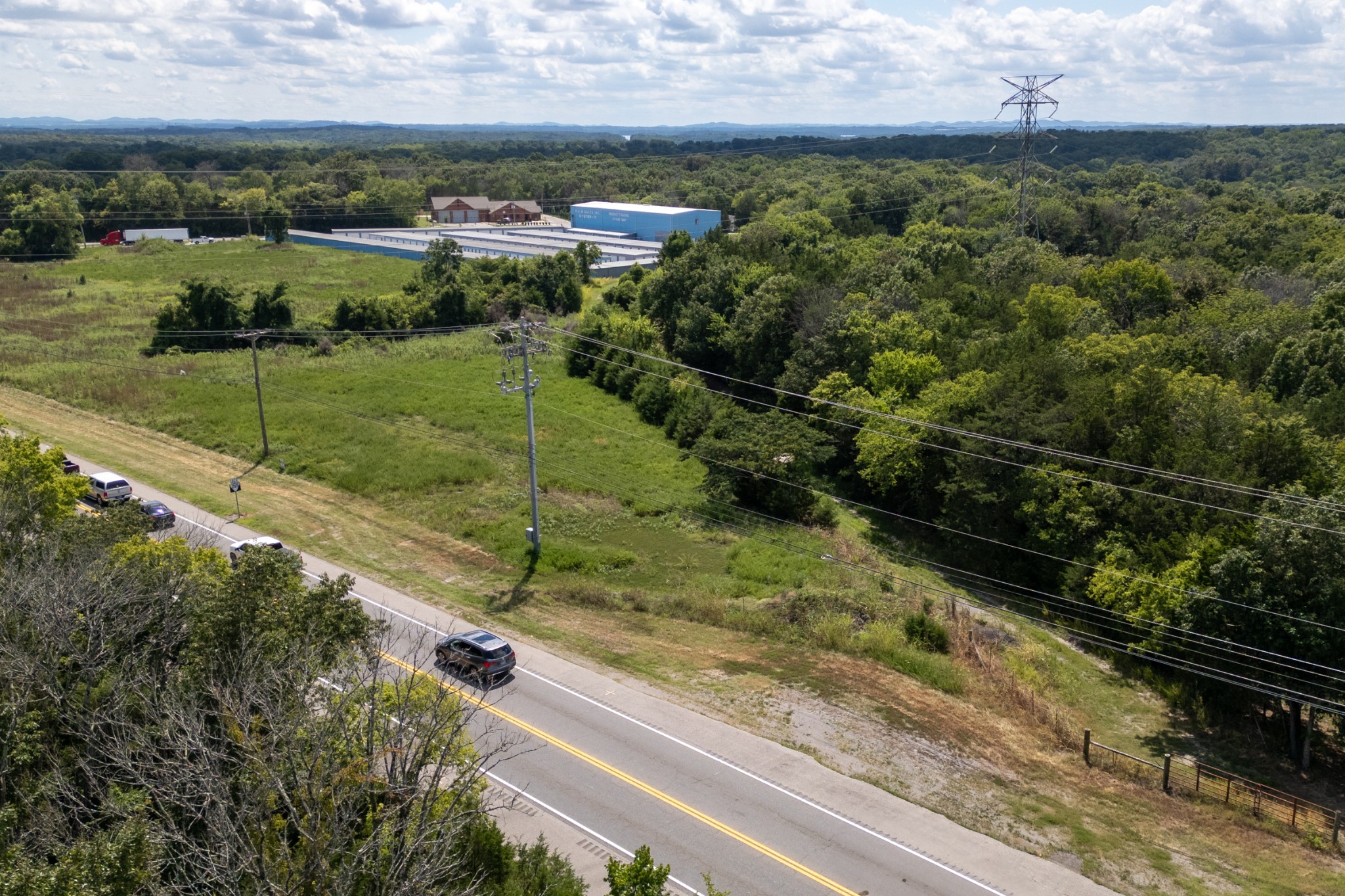 1010 S Mount Juliet Rd Property Photo 2