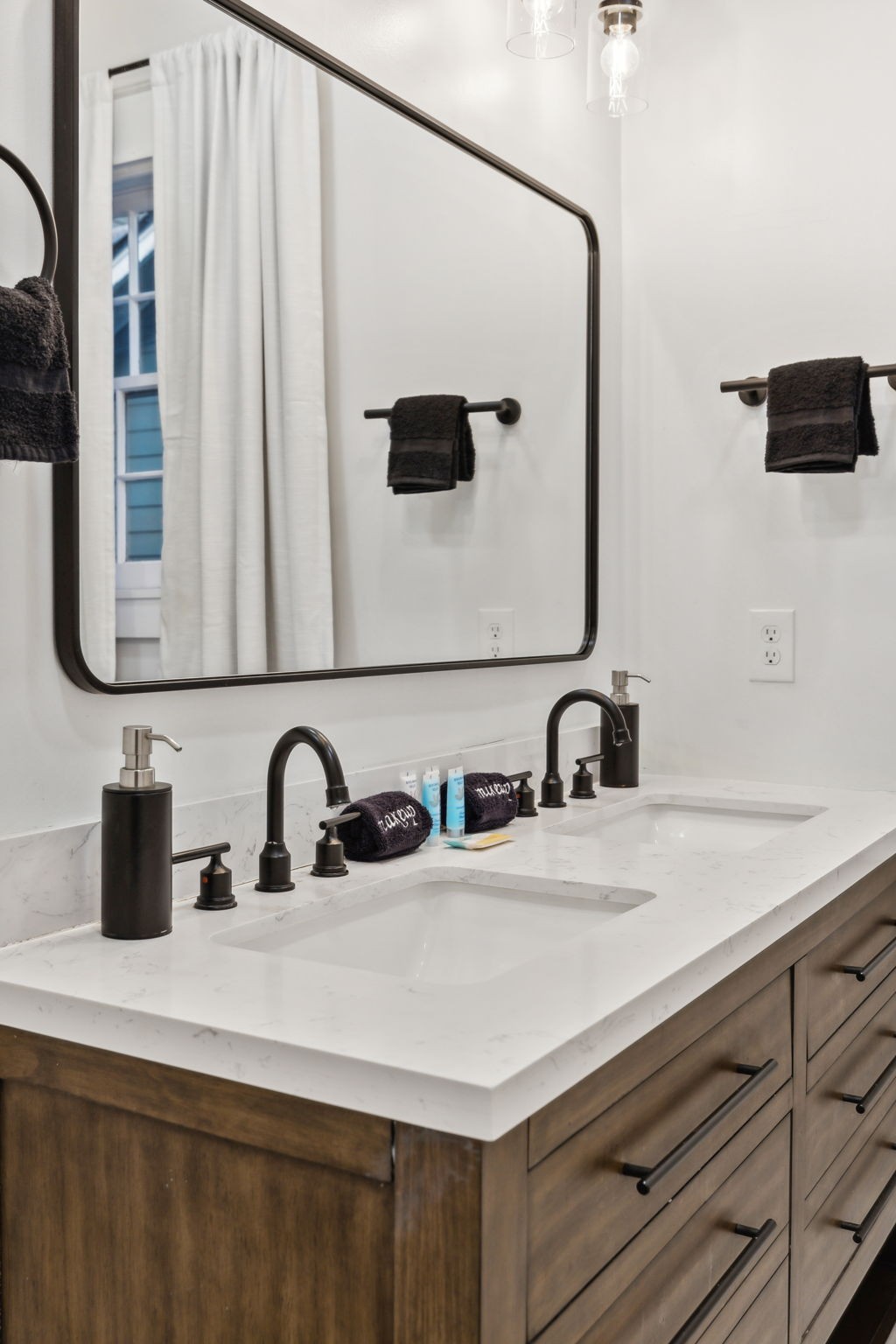 1920 Eastland Ave Property Photo 20