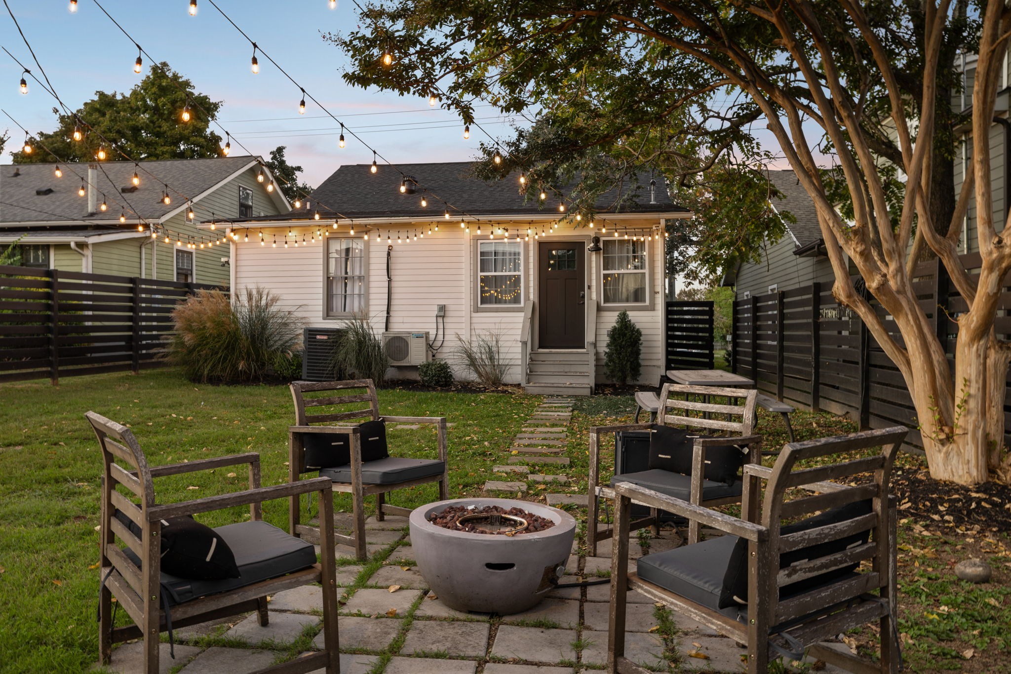 1920 Eastland Ave Property Photo 46