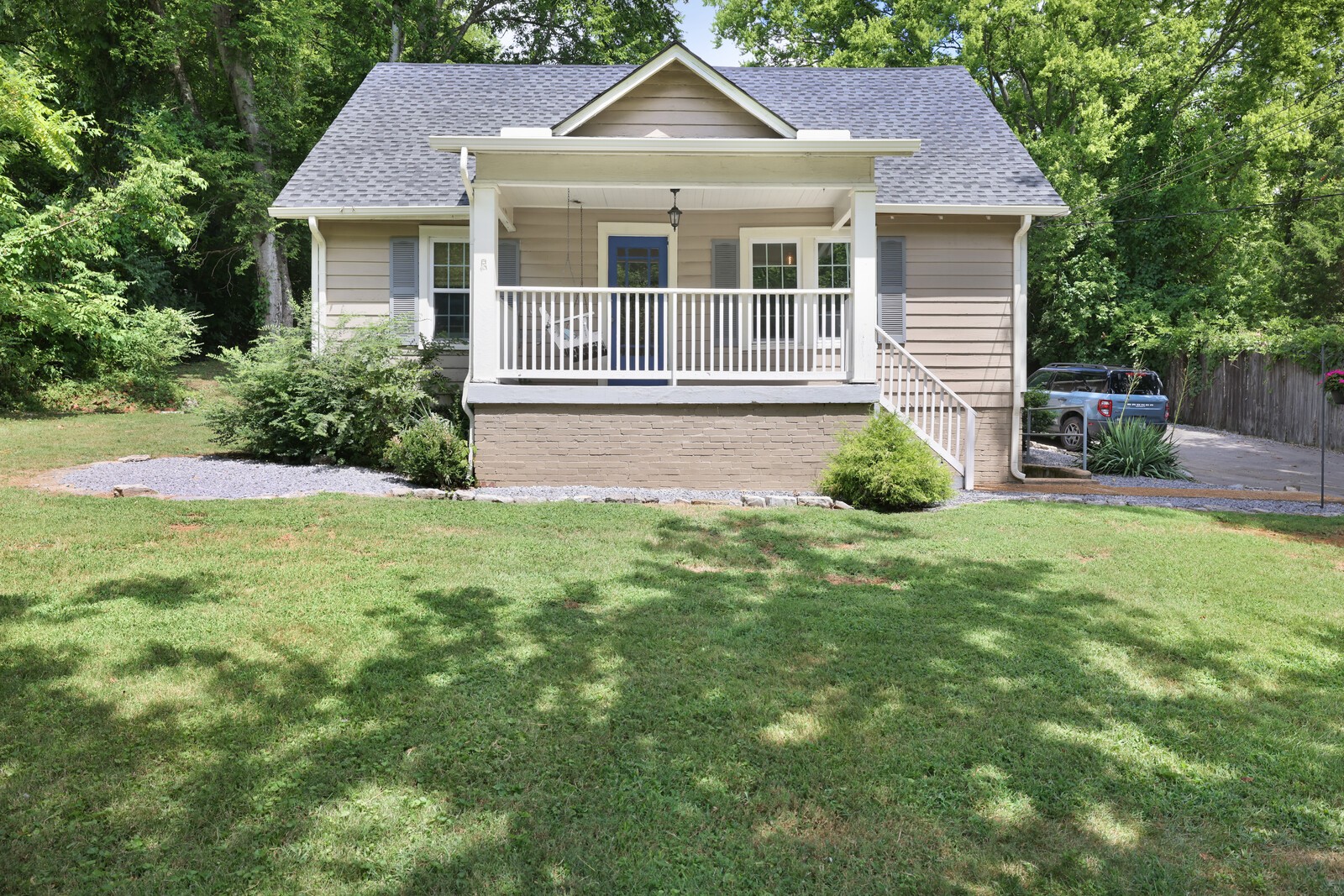 407 Moncrief Ave Property Photo 1