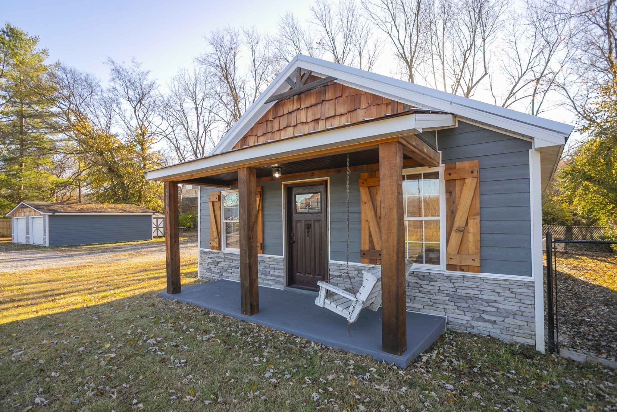 2828 Old Greenbrier Pike Property Photo 1