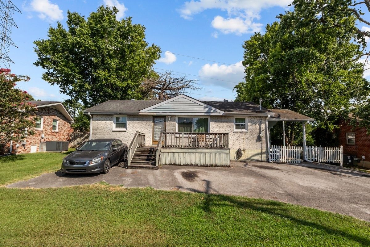 478 Sunliner Dr Property Photo 4