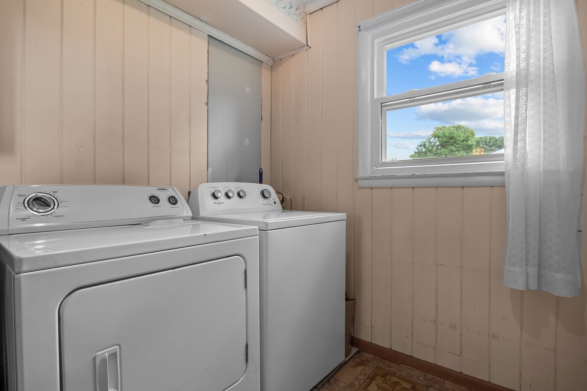 478 Sunliner Dr Property Photo 18