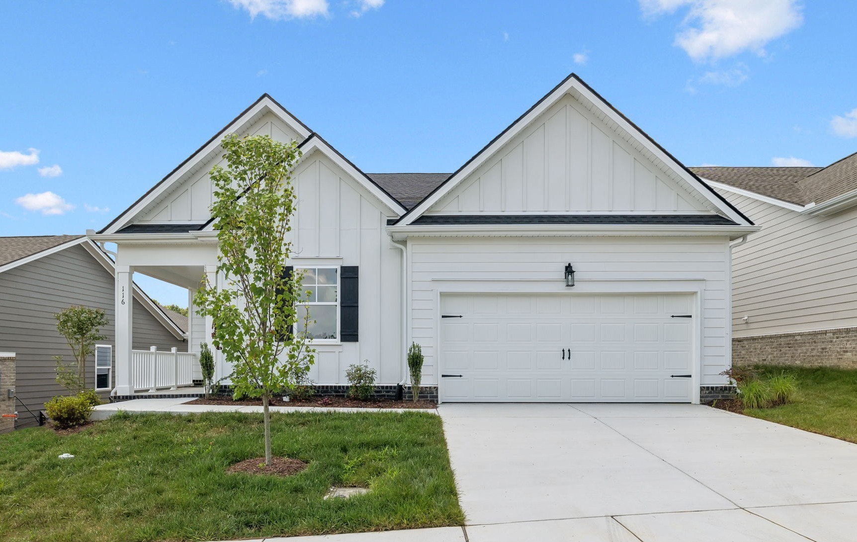 2832 Bison Court Property Photo 1