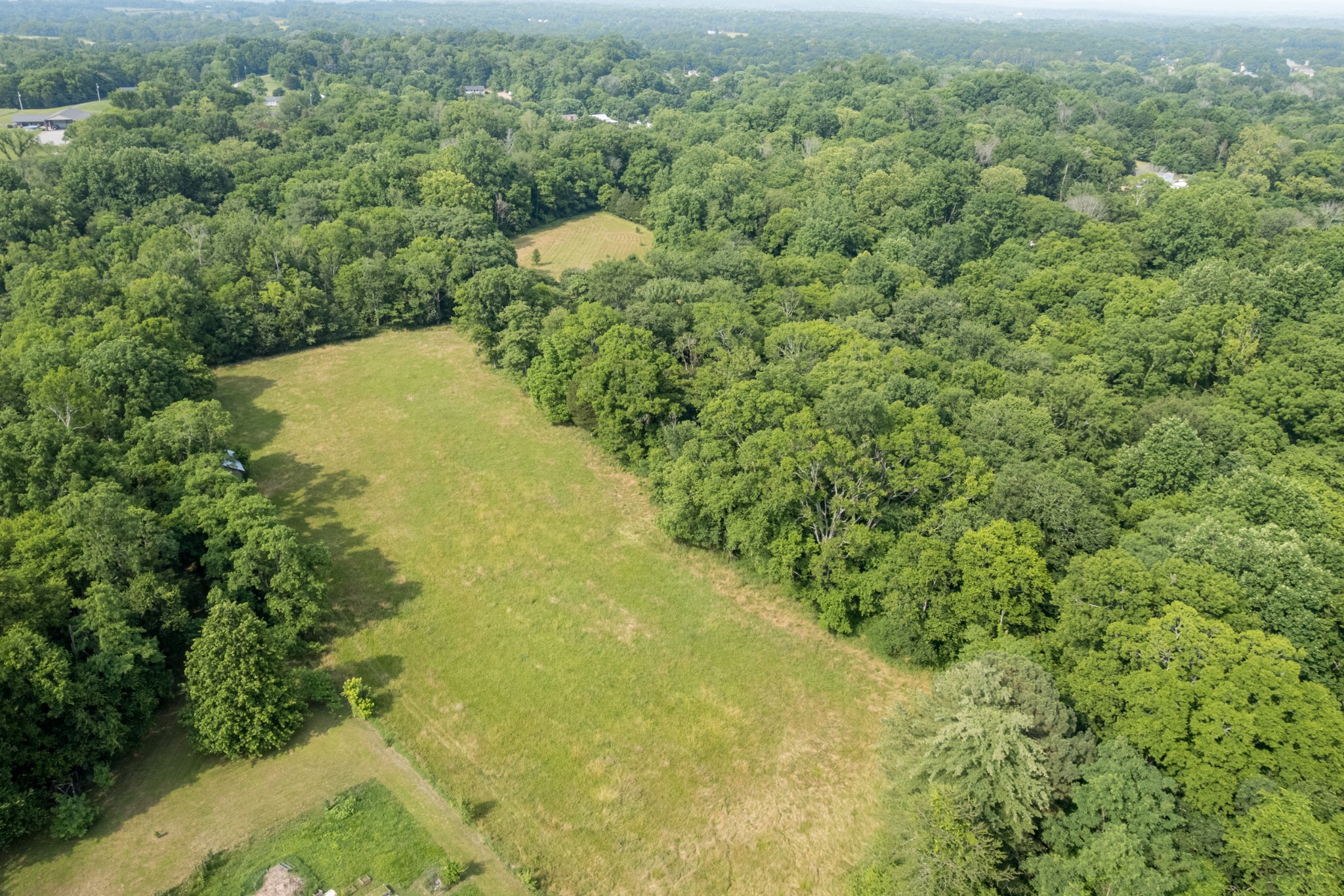 2300 Lee Rd Property Photo 3